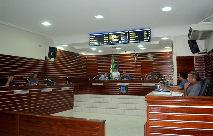 Imagem da notícia: 17 ª e 18ª  Sessão Extraordinária   de 24 de Janeiro de 2018