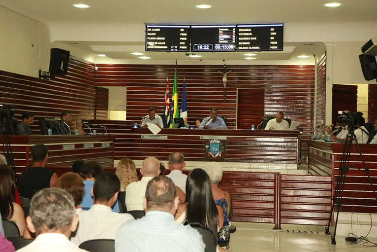 Imagem da notícia: 1ª Sessão Ordinária de 2017 da 17ª Legislatura