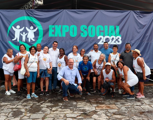 Imagem da notícia: Assistência e Desenvolvimento Social: Praça Narciso de Andrade sediou evento nesta sexta-feira (14)