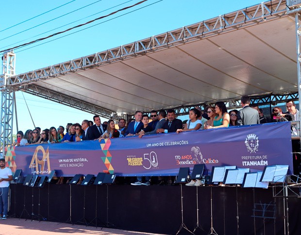 Imagem da notícia: Parabéns Itanhaém! Programação deste sábado (22) foi iniciada durante a manhã